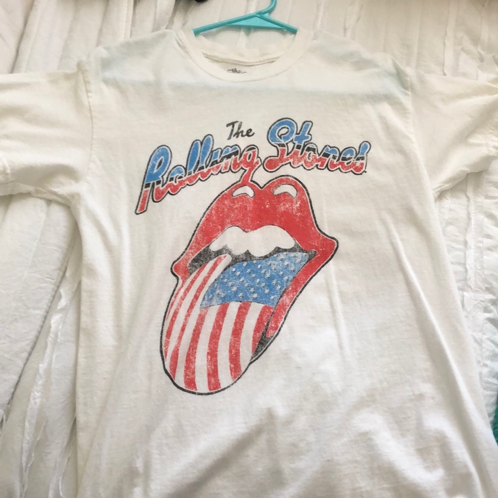 Tillys rolling stone tshirt
